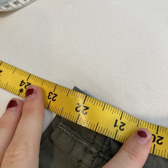 LL Bean Women’s Gray Drawstring Cropped‎ Pants Size XS Active Hiking Outdoors - Picture 6 of 13